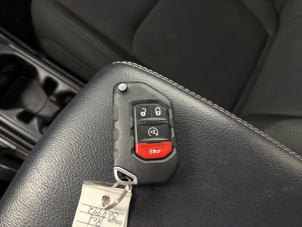 2021 Jeep Wrangler Unlimited Sahara - Photo 28