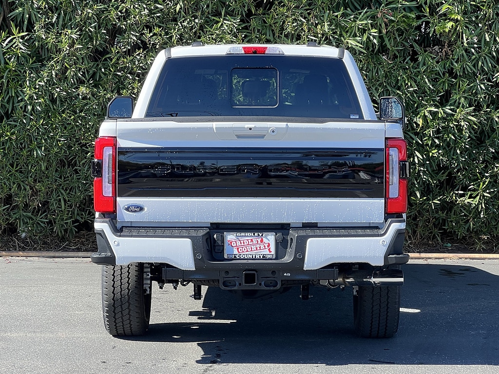 2026 Ford F-250 Super Duty Platinum - Photo 6