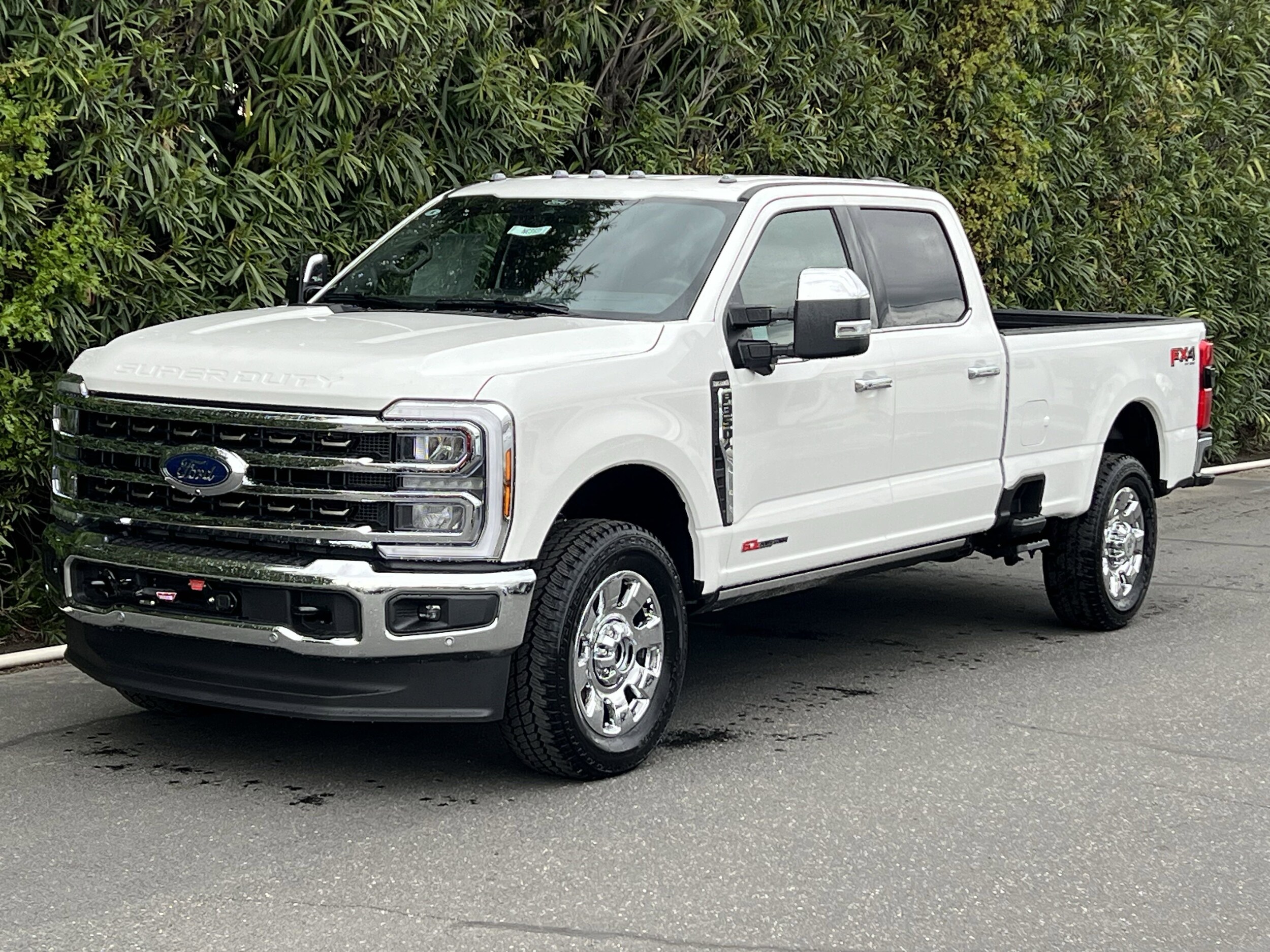2025 Ford F-350 King Ranch photo 3