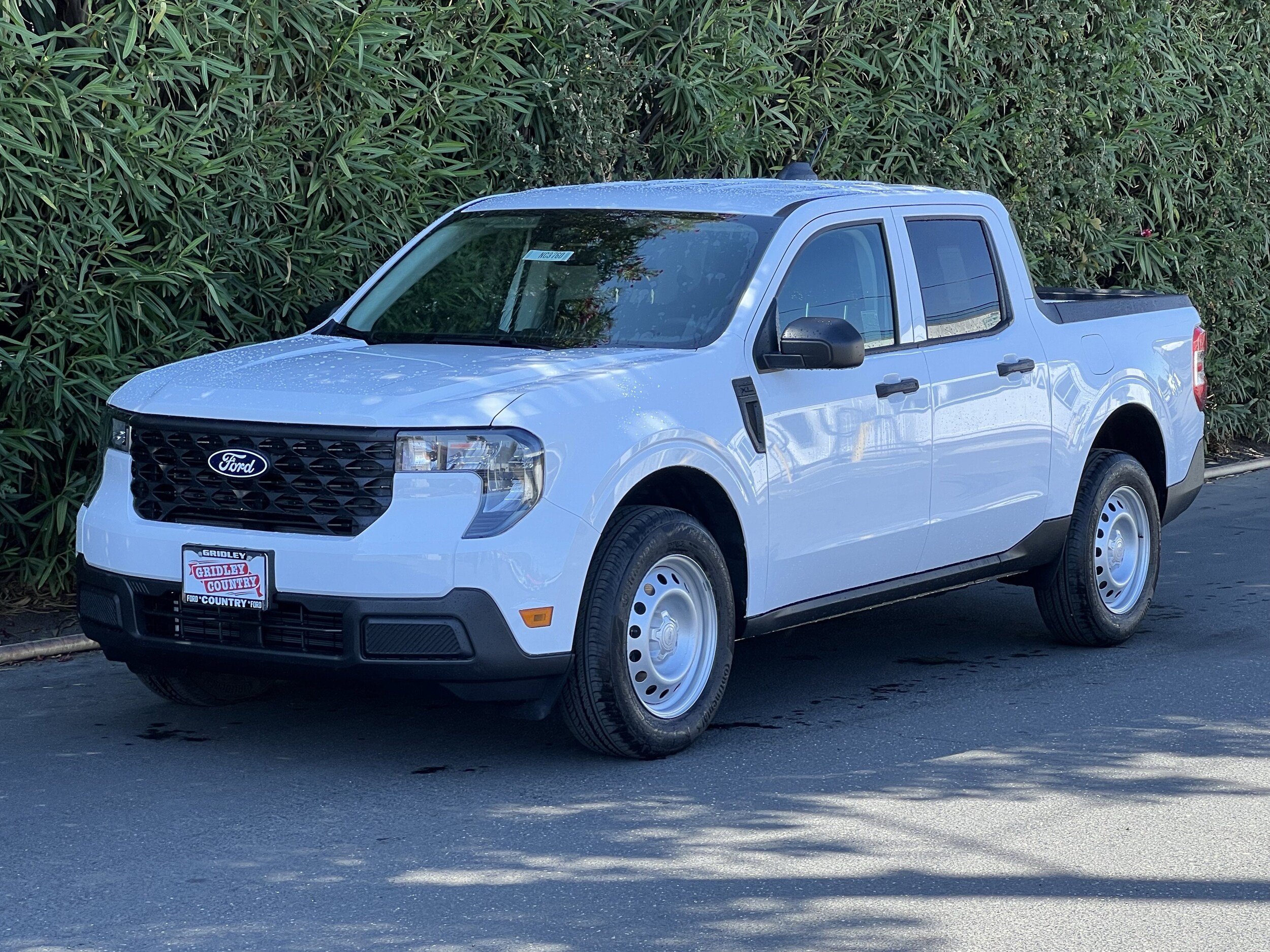 2025 Ford Maverick XL photo 3