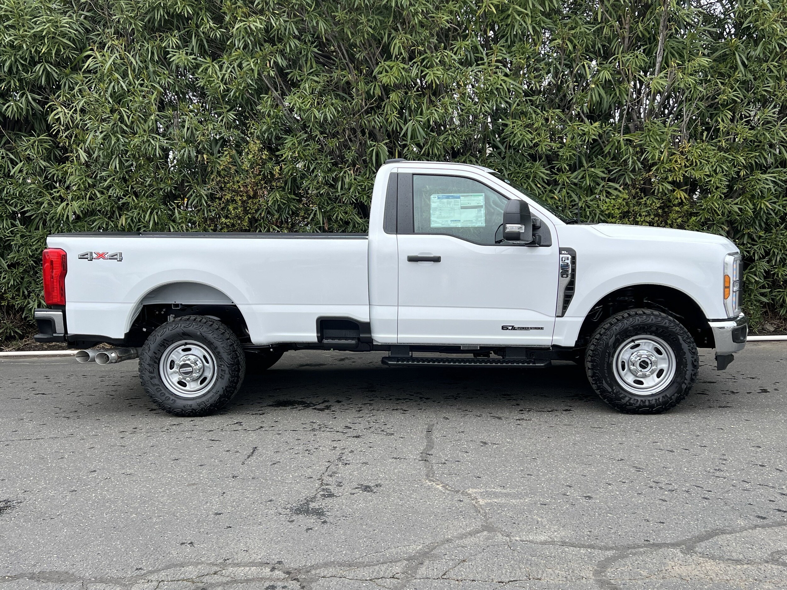 2025 Ford F-350 XL photo 3