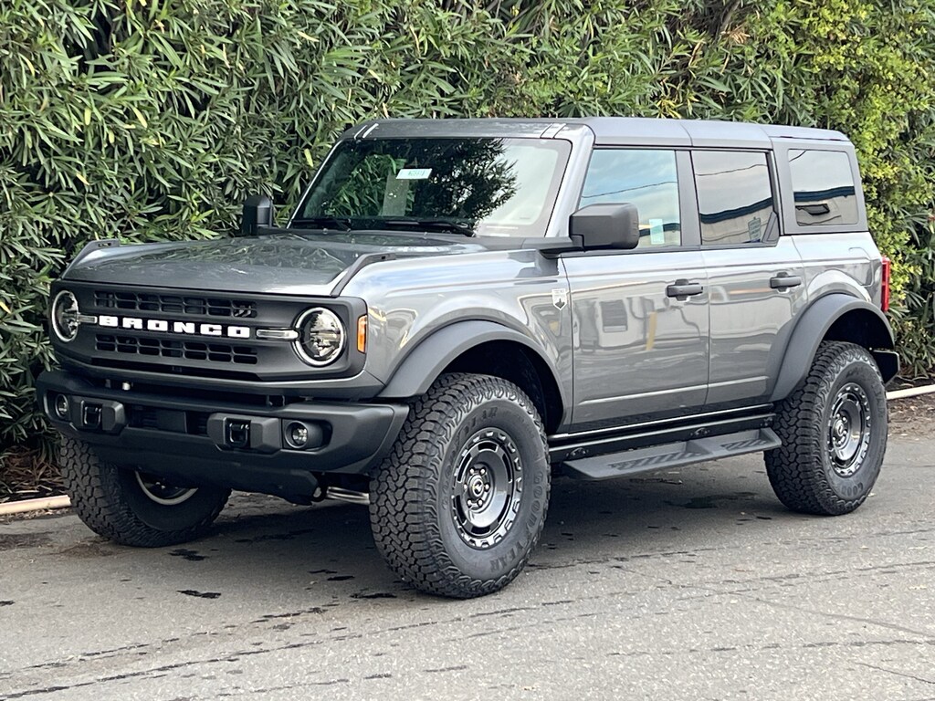 New 2025 Ford Bronco Big Bend SUV