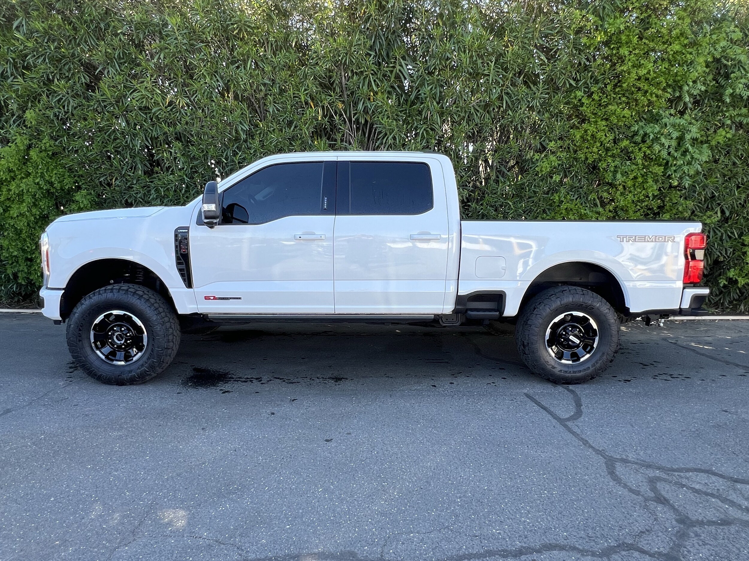 2026 Ford F-350 Super Duty Lariat - Photo 8