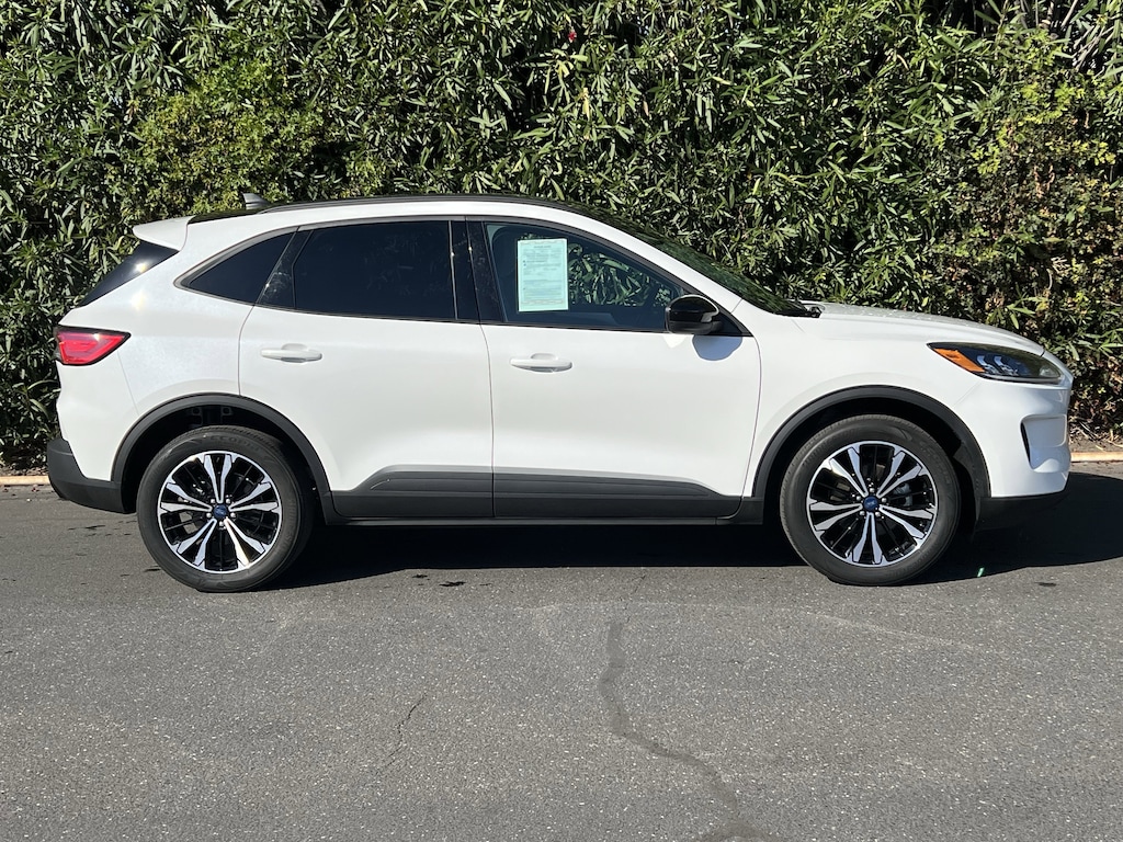 Used 2022 Ford Escape SE SUV