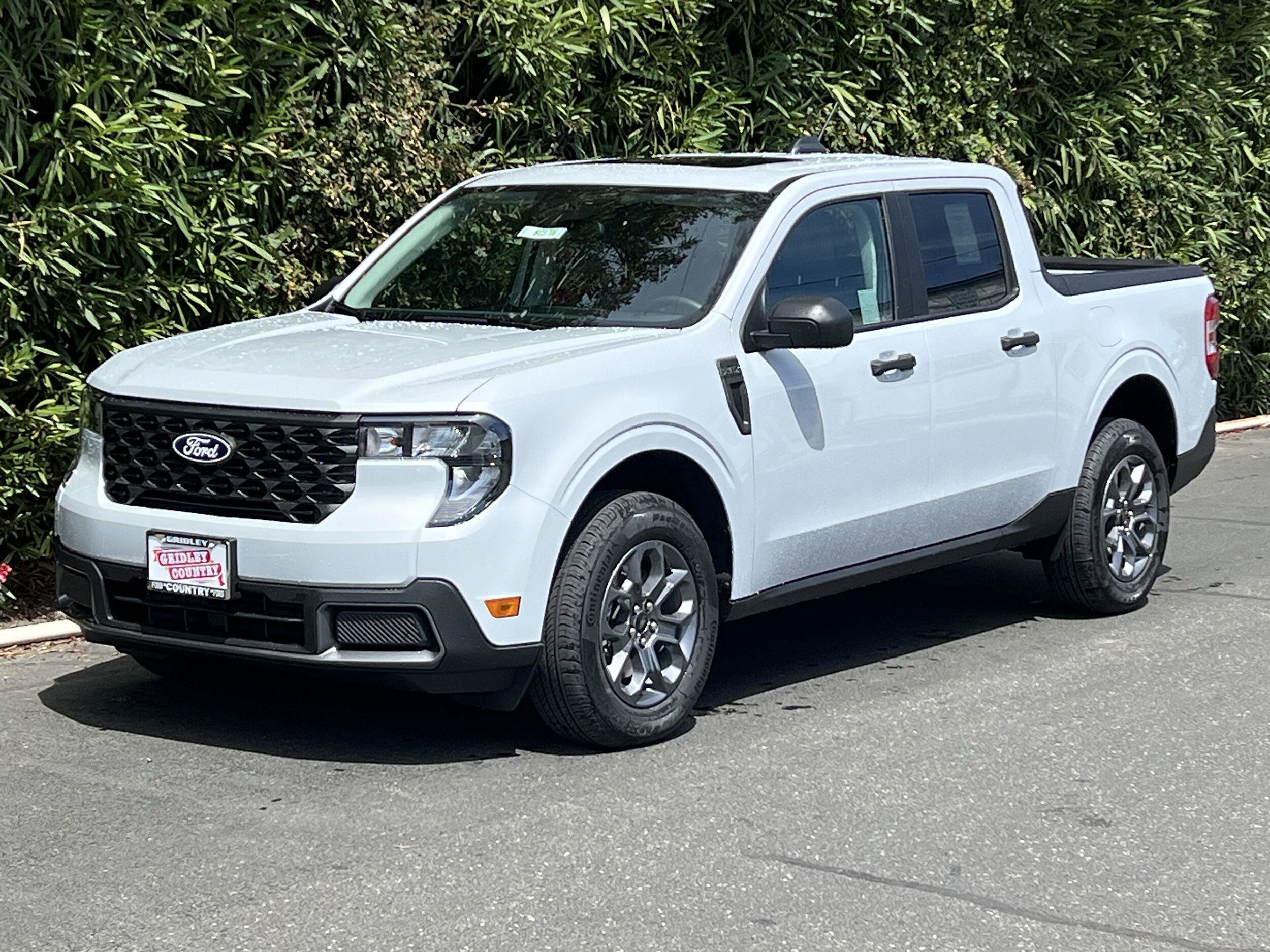 2025 Ford Maverick XLT photo 3