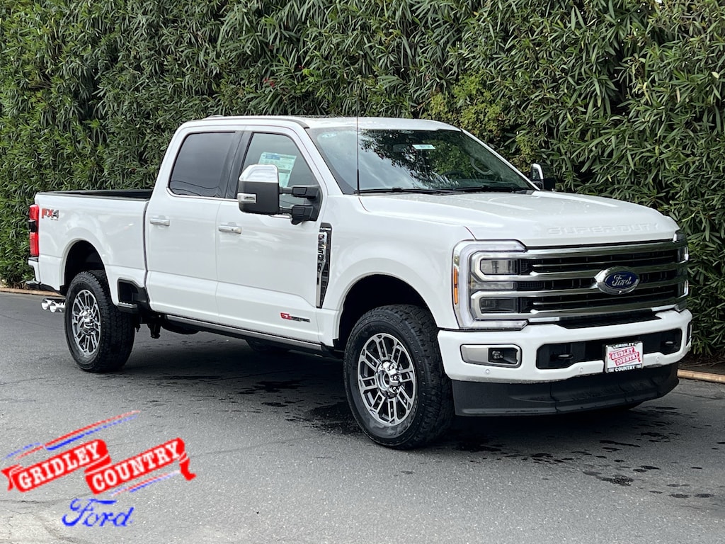 New 2025 Ford Super Duty F-250 SRW Platinum Truck Crew Cab
