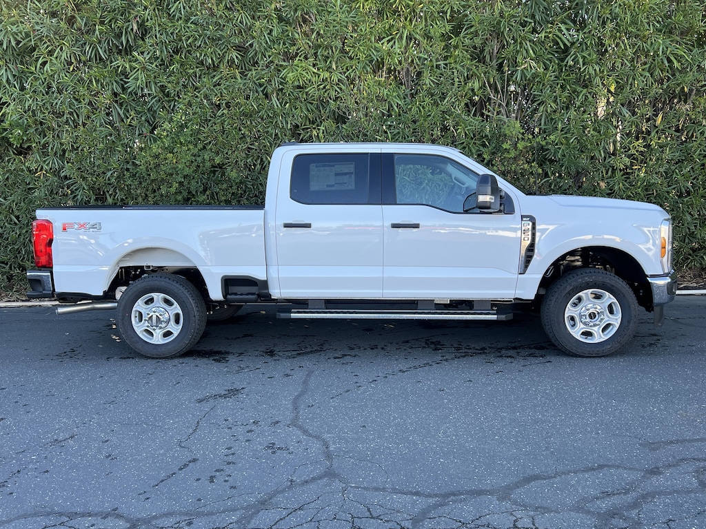 New 2026 Ford Super Duty F-250 SRW XLT Truck Crew Cab
