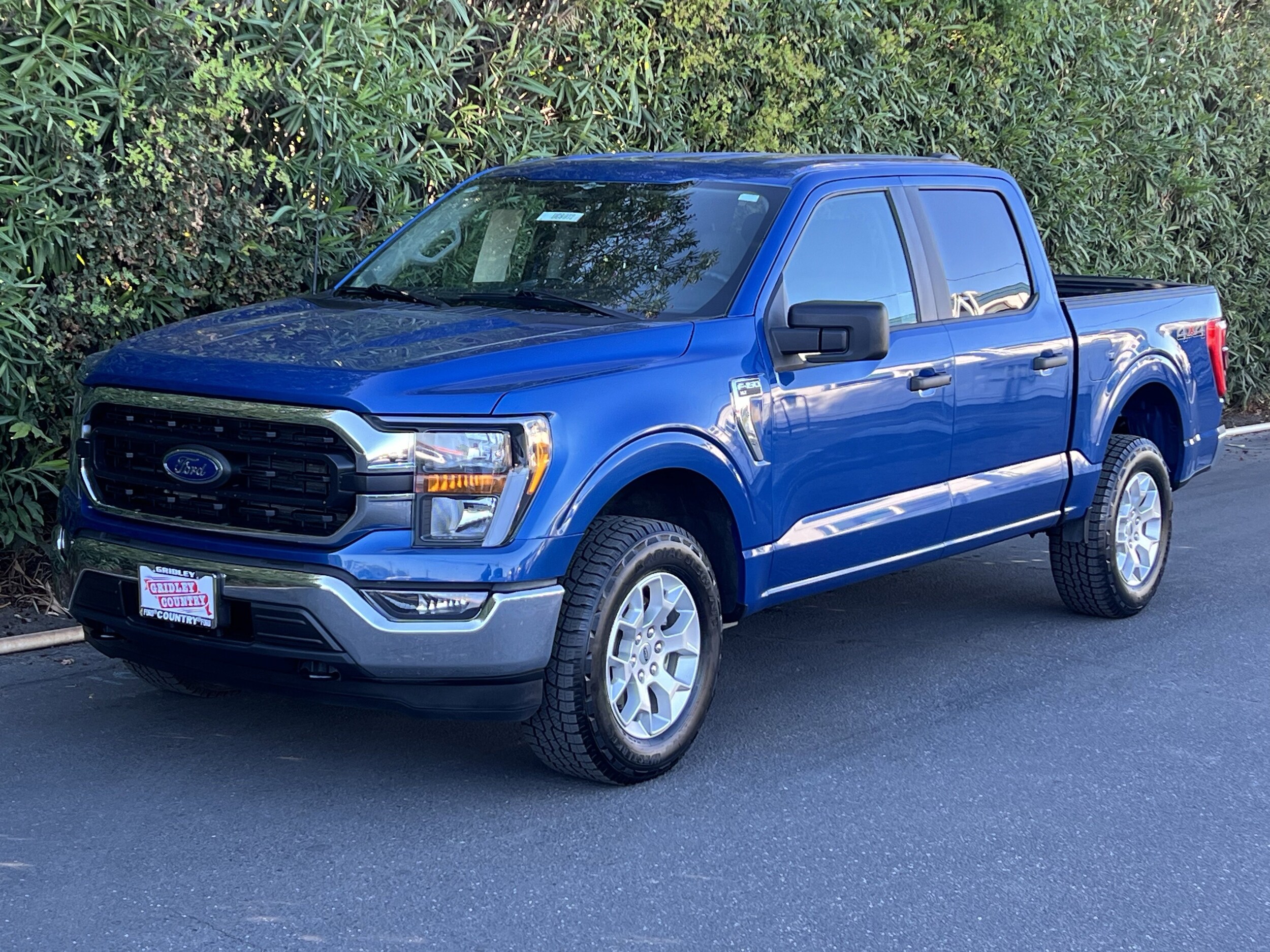 2023 Ford F-150 XLT photo 3