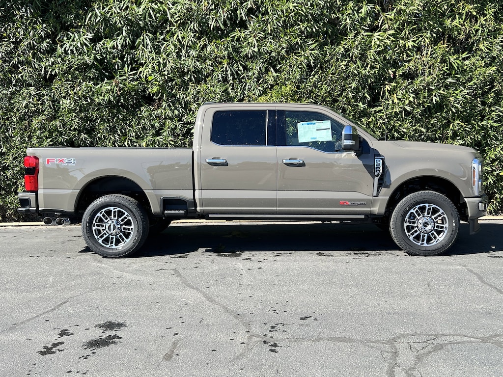 New 2026 Ford Super Duty F-250 SRW Platinum Truck Crew Cab