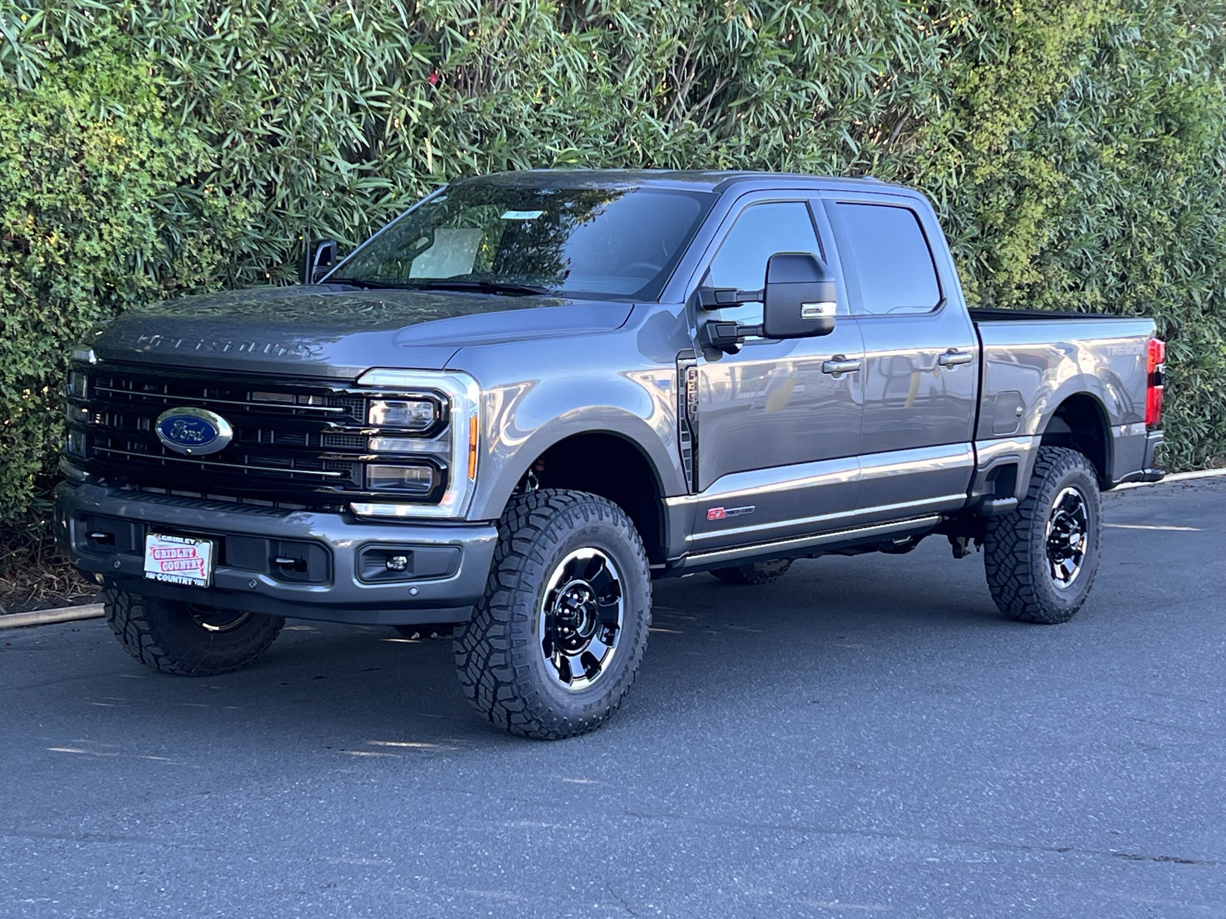2026 Ford F-350 Platinum photo 2
