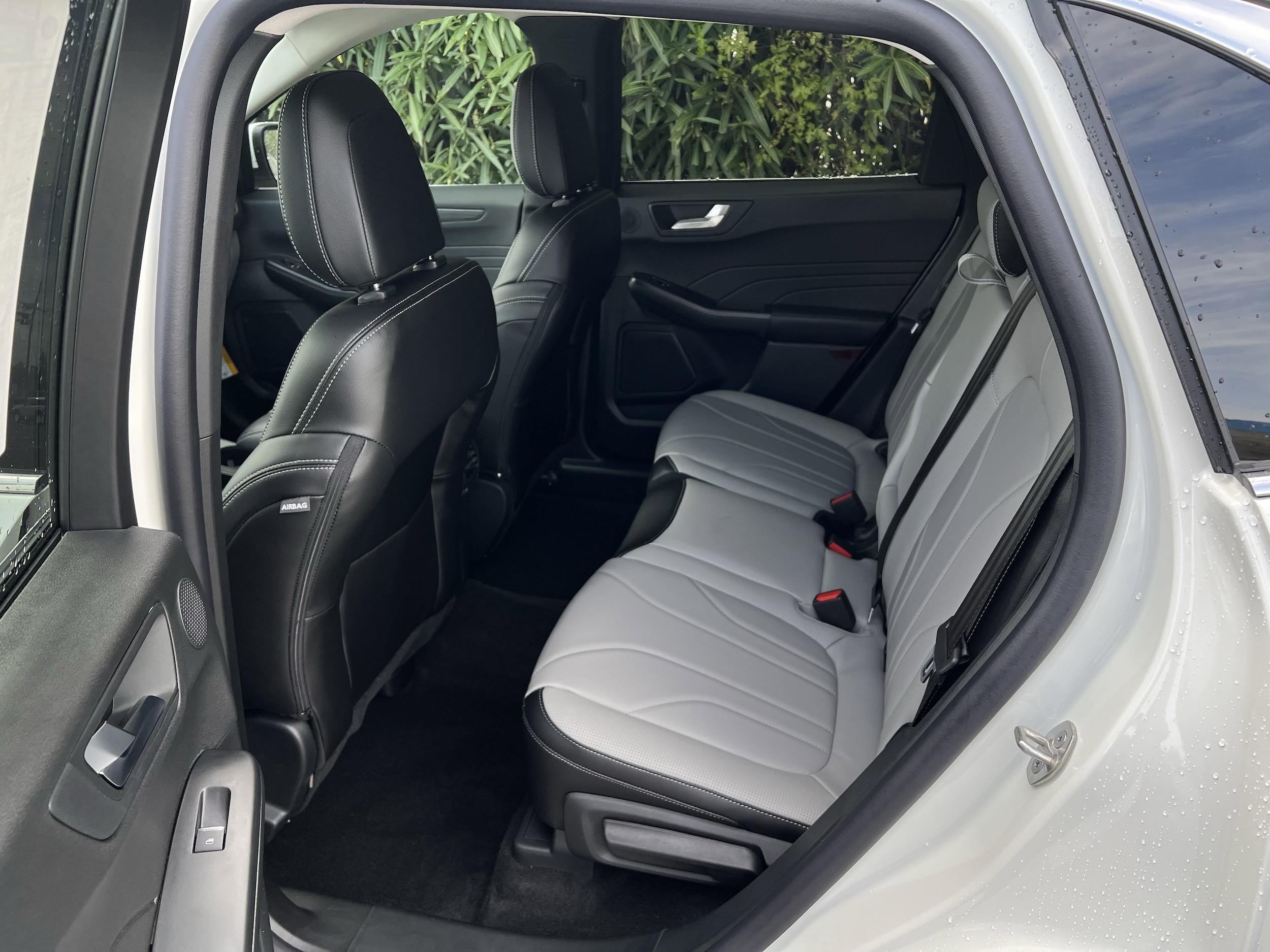 2025 Ford Escape Plug-in hybrid PHEV - Photo 14