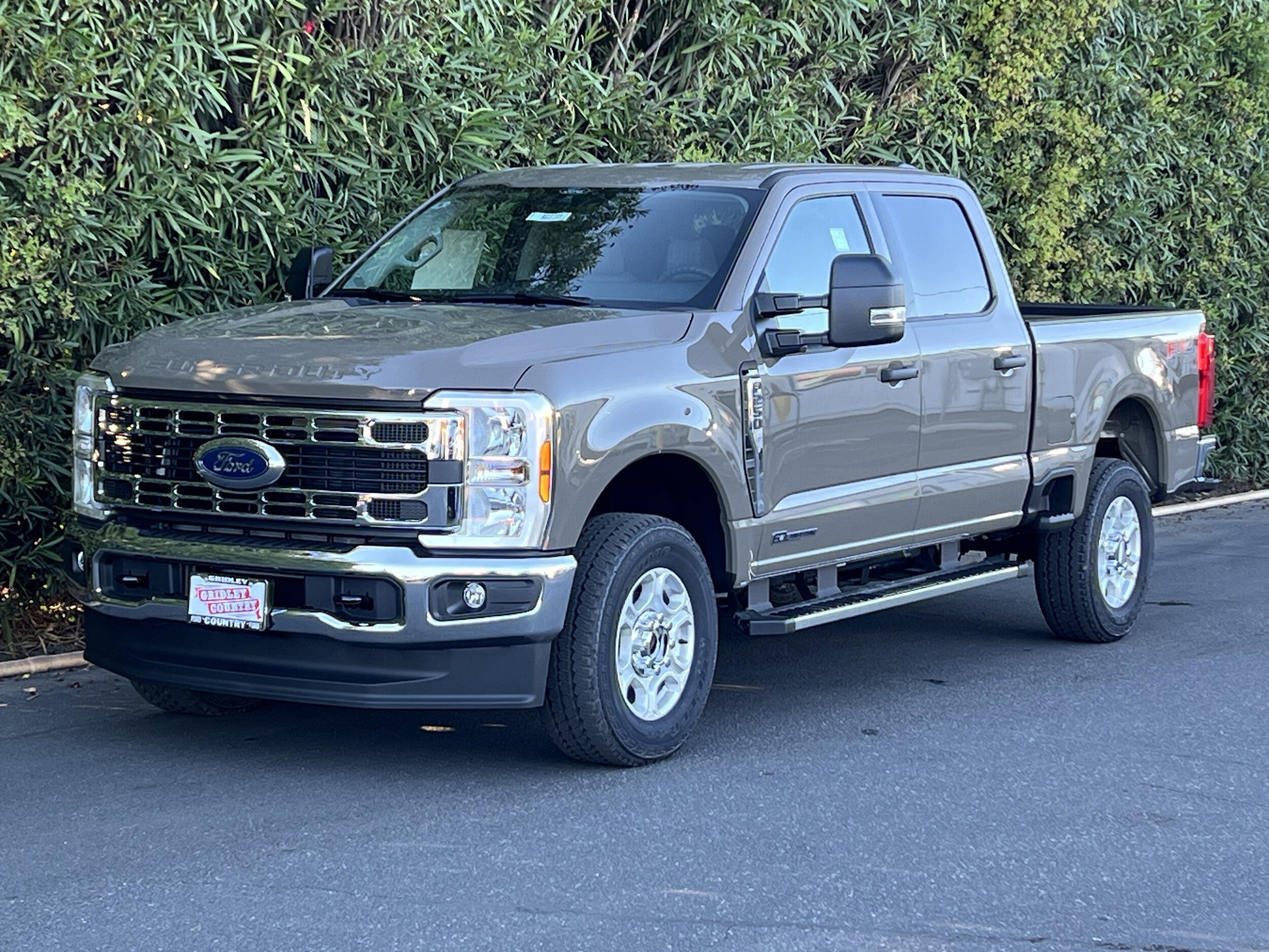 2026 Ford F-250 XLT photo 3