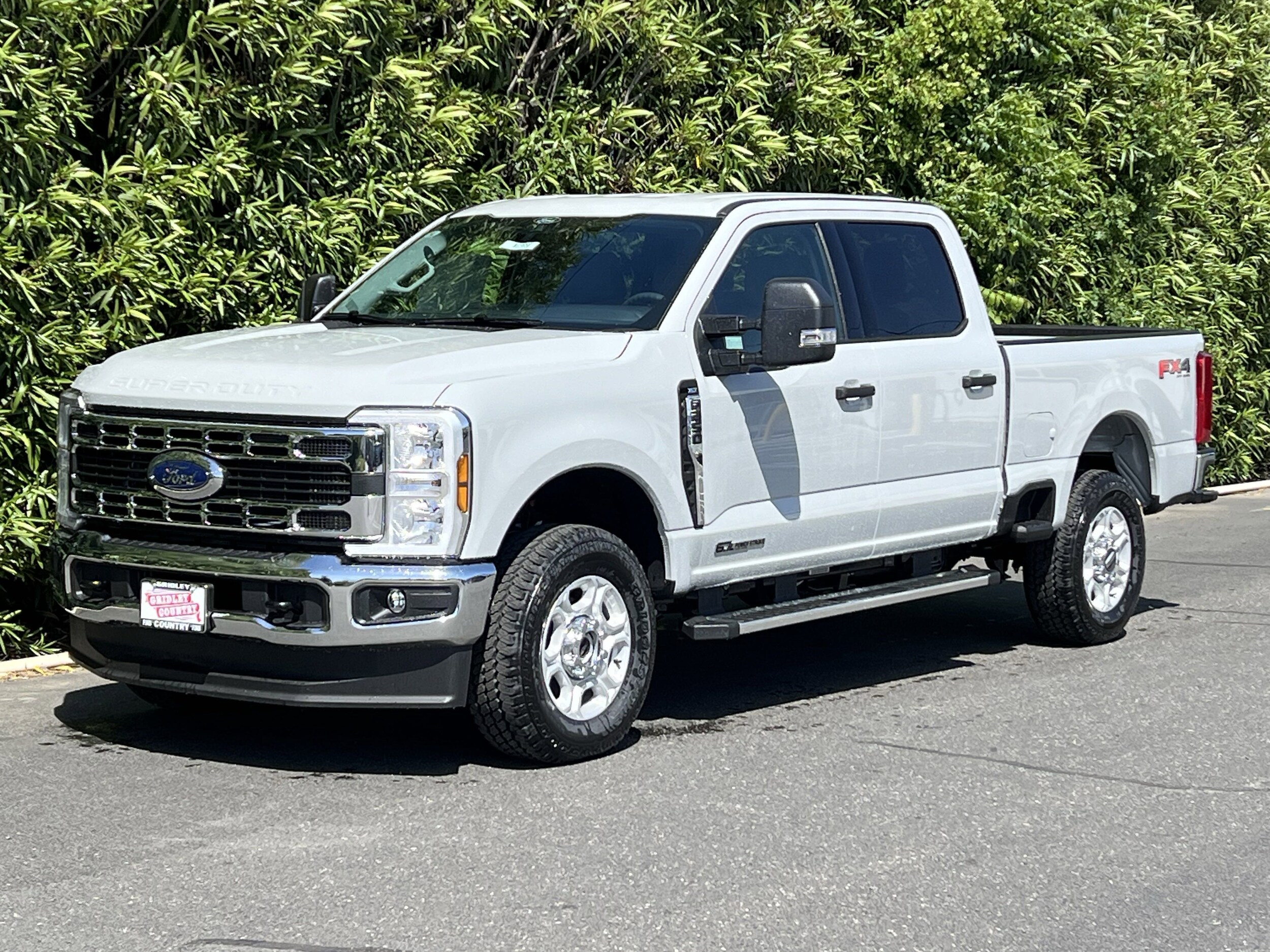 2025 Ford F-250 XLT photo 3