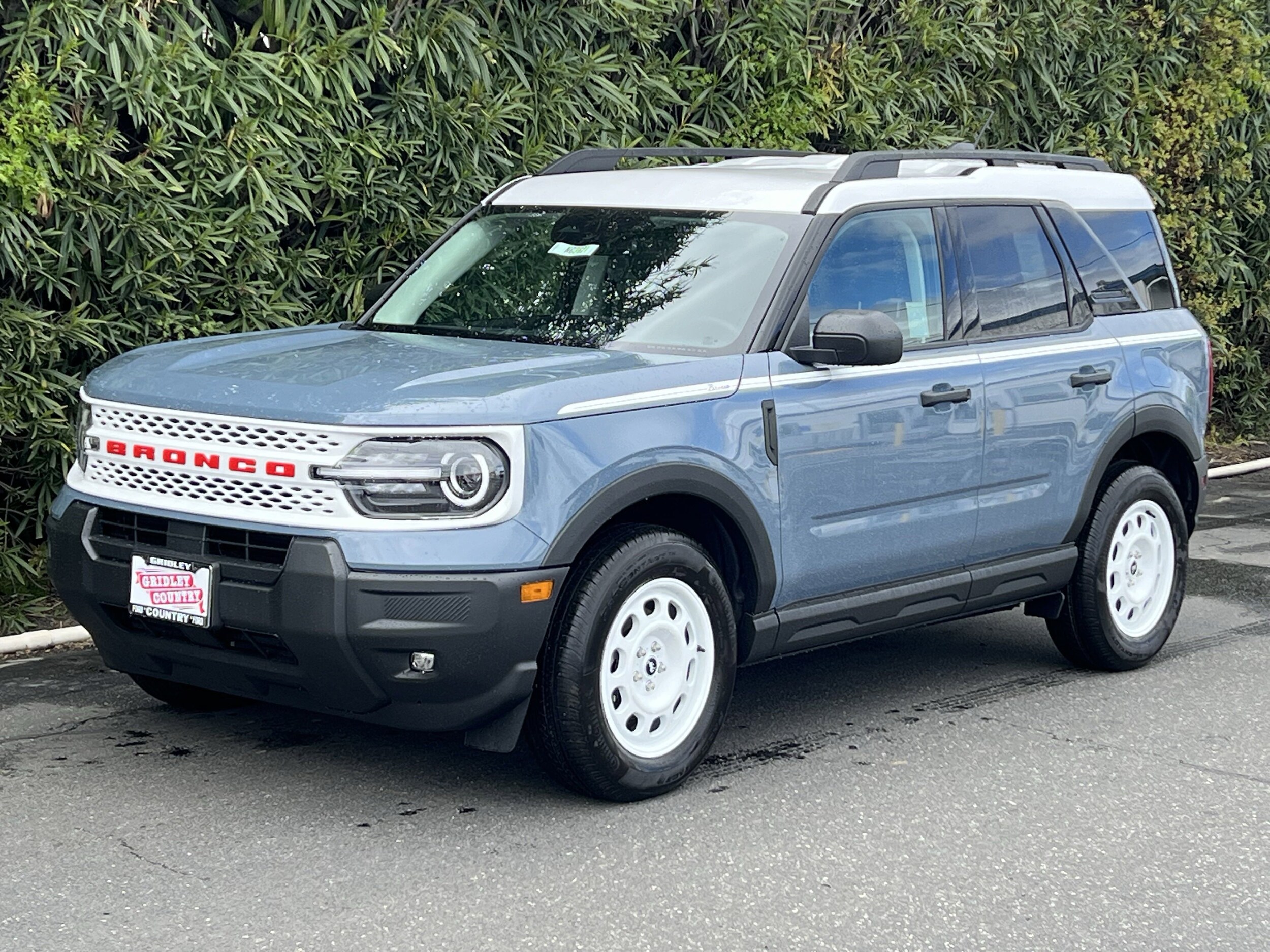 2025 Ford Bronco Sport Heritage photo 3