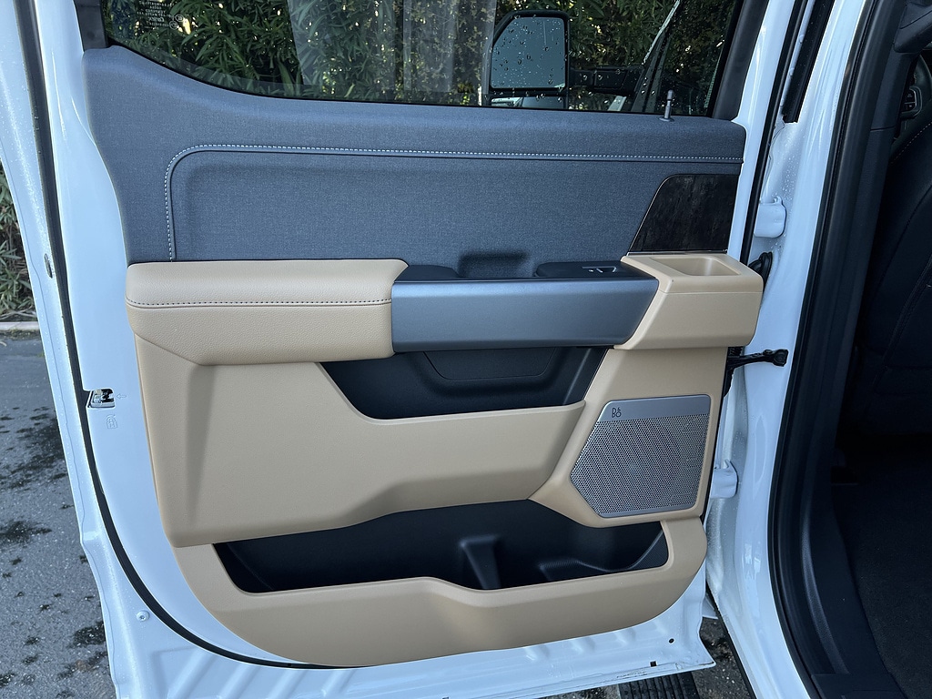 2026 Ford F-250 Super Duty Lariat - Photo 12