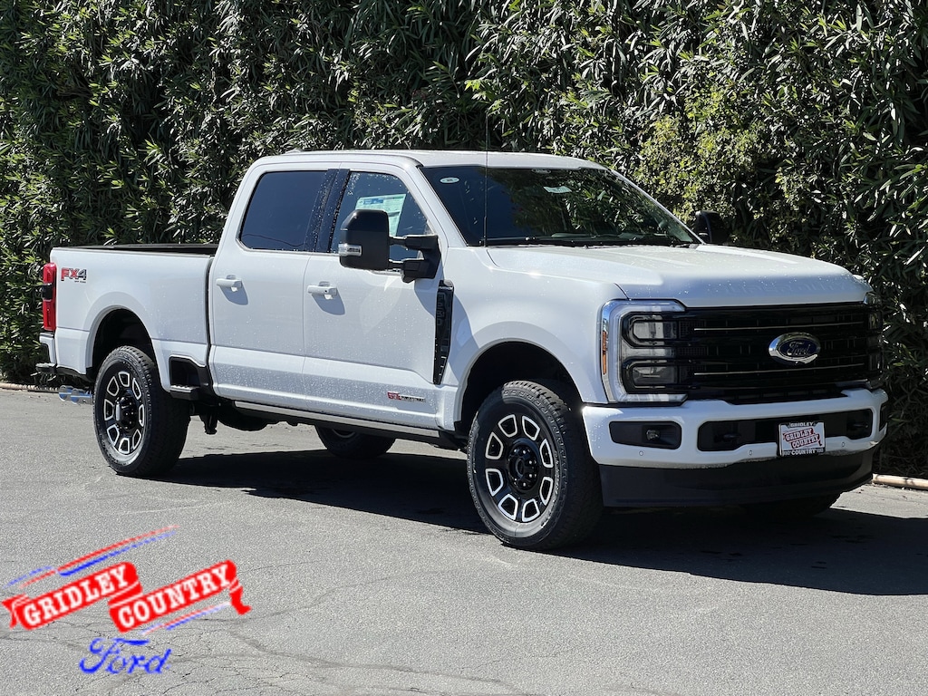 New 2026 Ford Super Duty F-250 SRW Platinum Truck Crew Cab