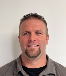 Staff member JOEL AZEVEDO from 922bfbe311e6