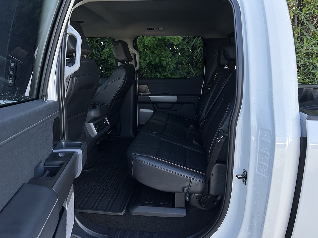 2026 Ford F-350 Super Duty Lariat - Photo 15