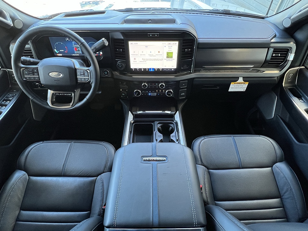 2026 Ford F-250 Super Duty Platinum - Photo 16