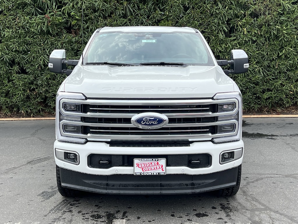 New 2025 Ford Super Duty F-250 SRW Platinum Truck Crew Cab