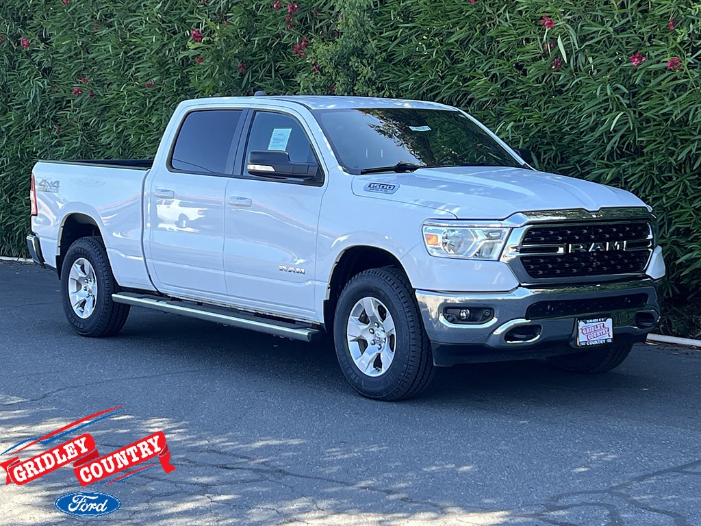 2022 RAM 1500 Big Horn/Lone Star 4x4 Crew Cab 6'4's photo