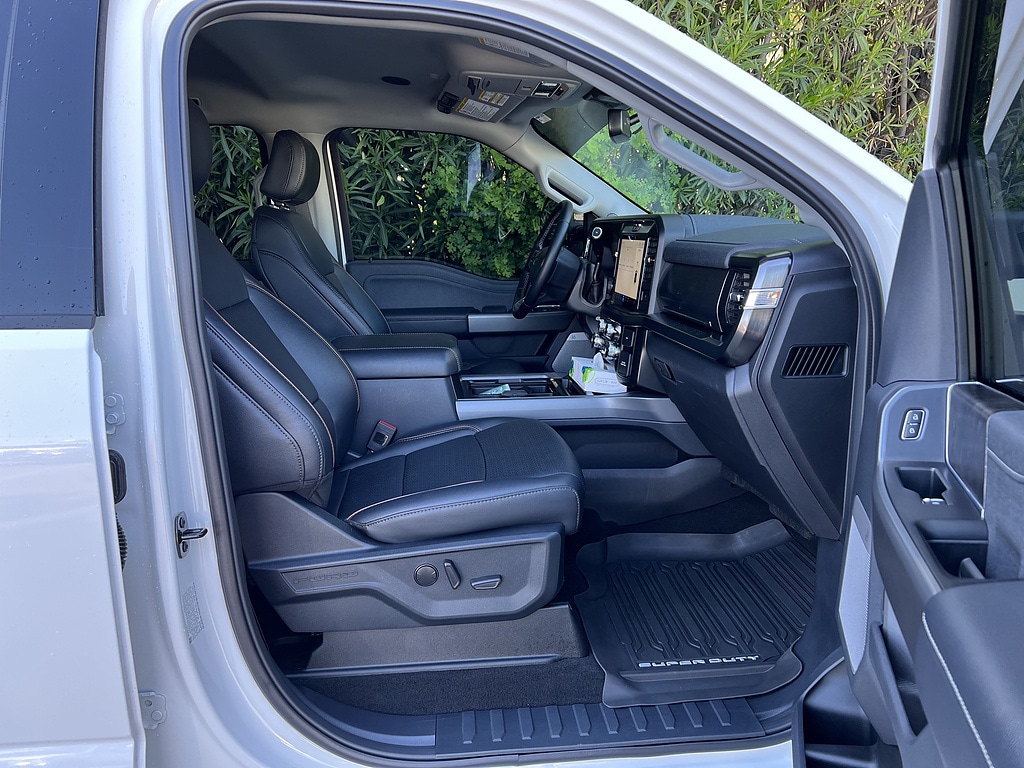 2026 Ford F-350 Super Duty Lariat - Photo 14
