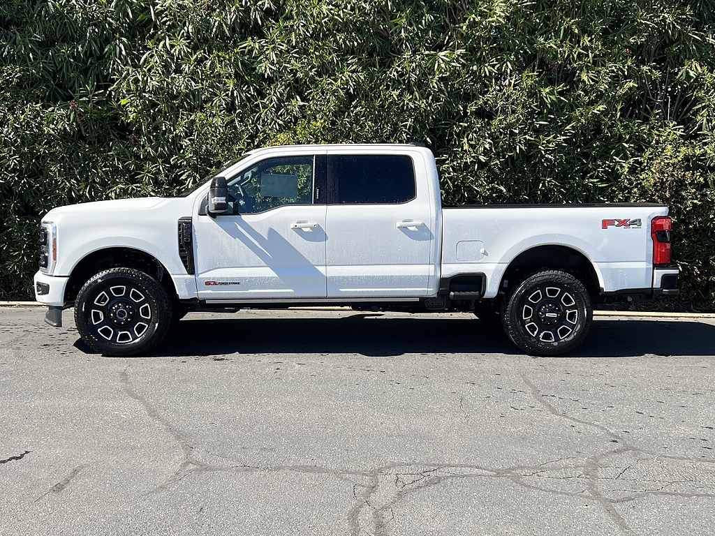 2026 Ford F-250 Super Duty Platinum - Photo 9