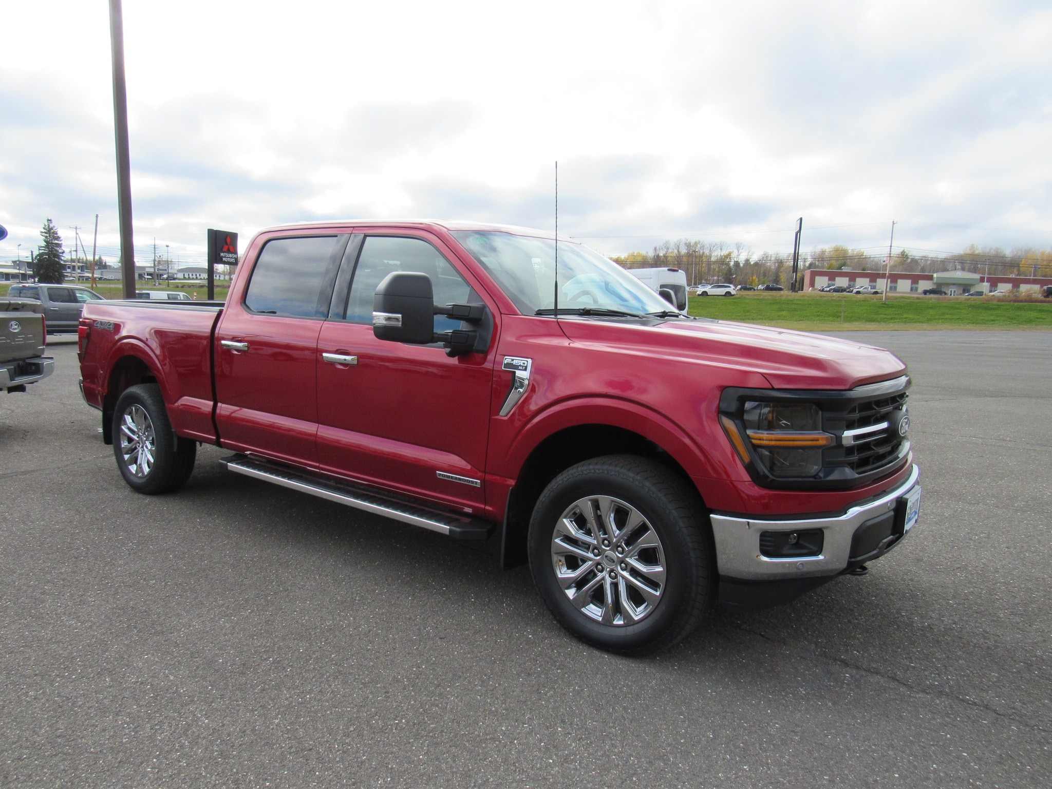 2025 Ford F-150 XLT - Photo 6