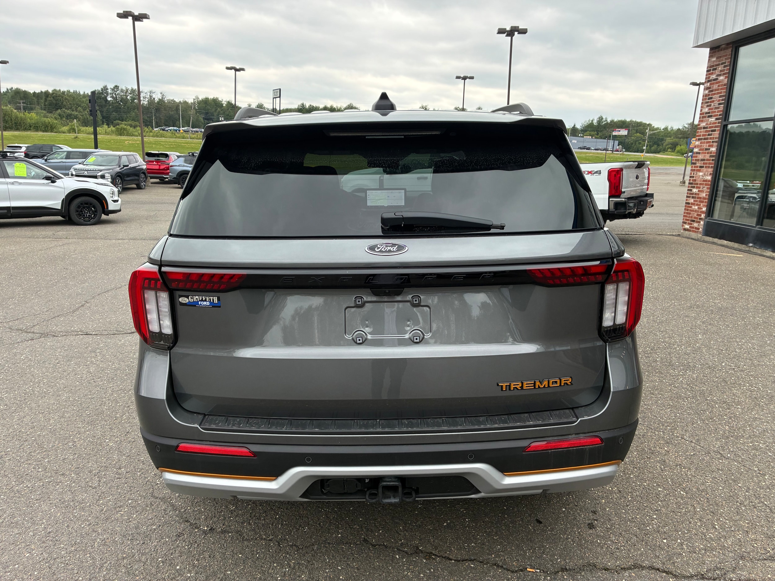 2026 Ford Explorer Tremor - Photo 6