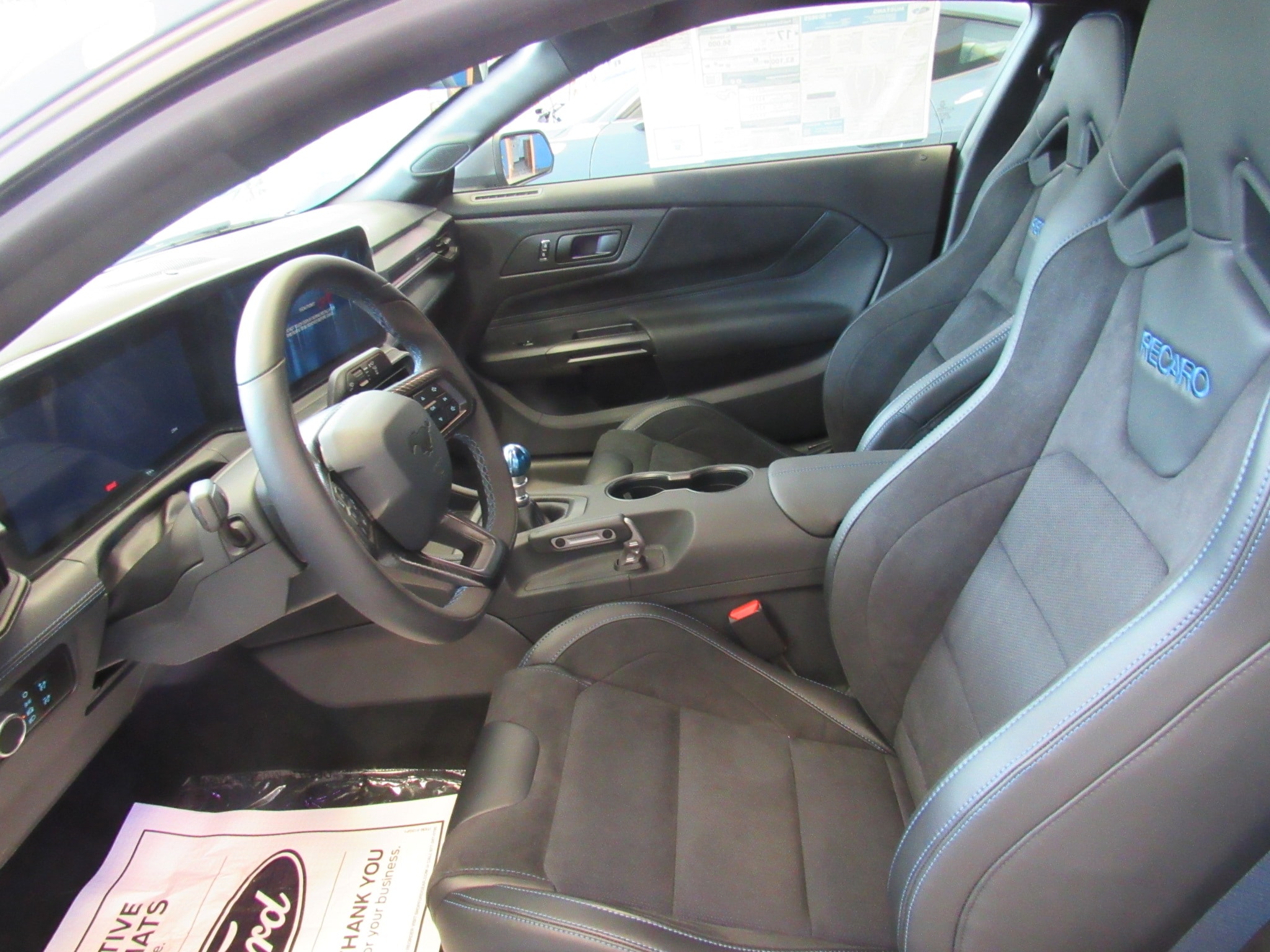 2025 Ford Mustang Dark Horse - Photo 14