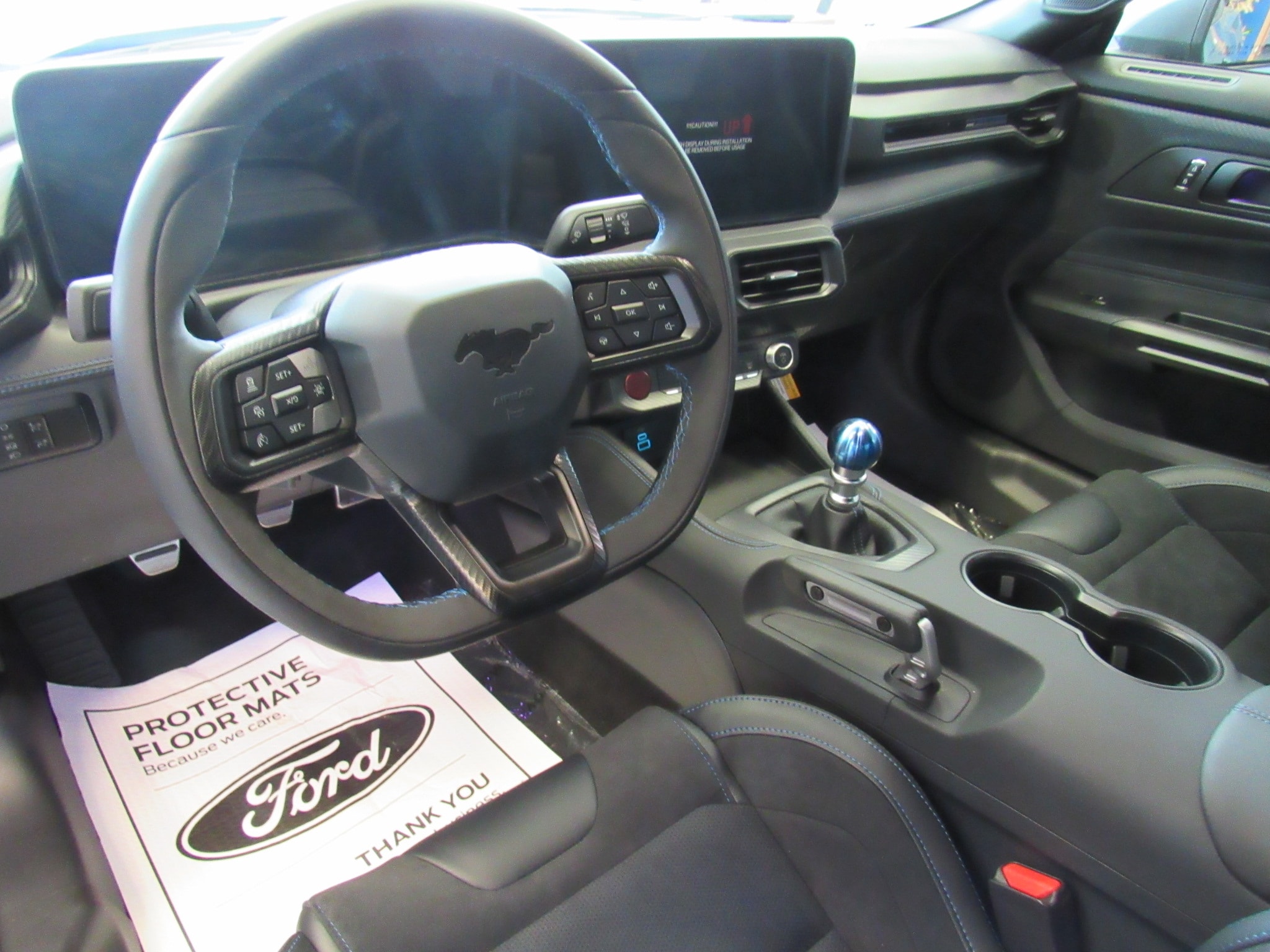 2025 Ford Mustang Dark Horse - Photo 15