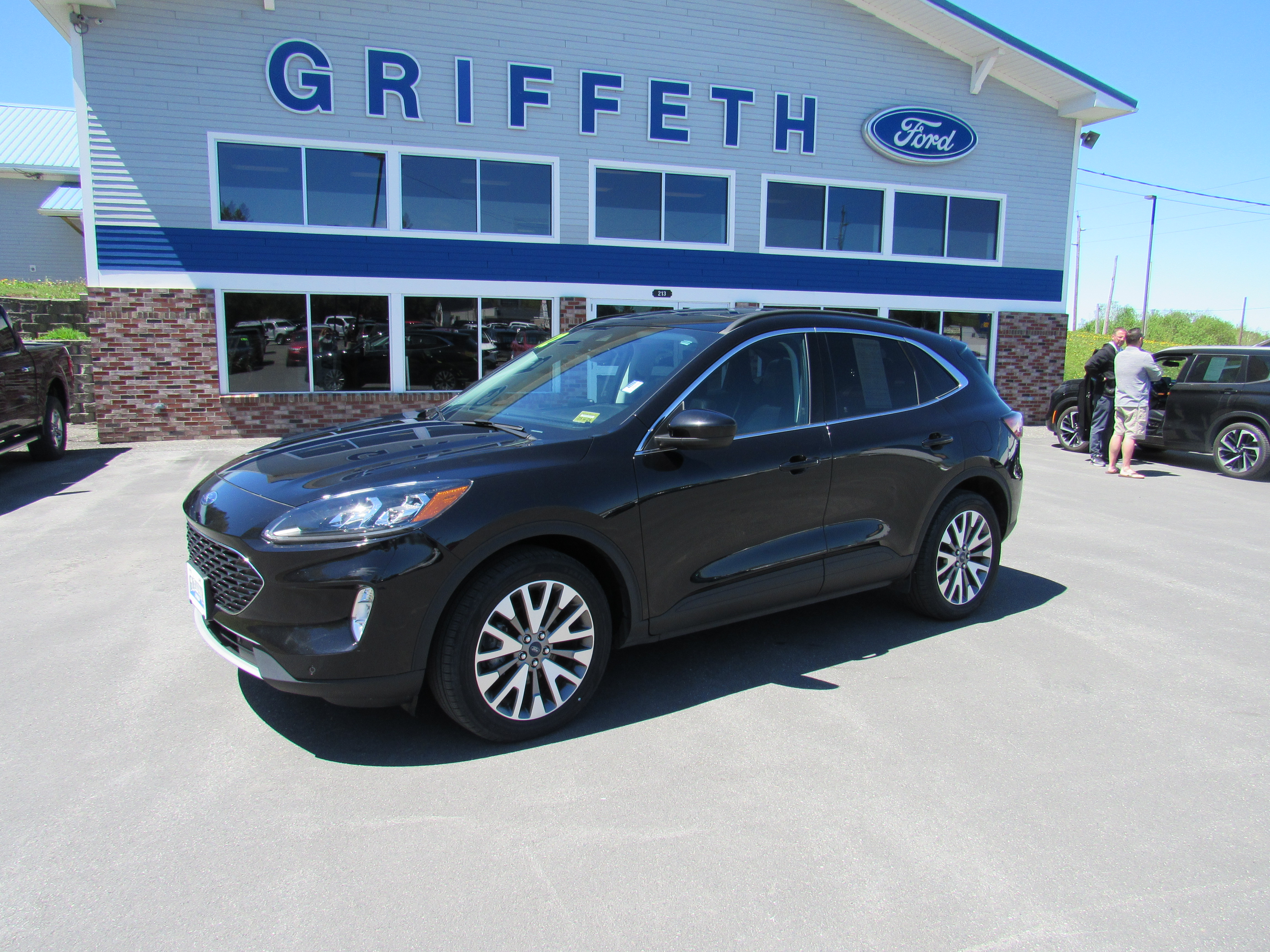 2022 Ford Escape Titanium SUV