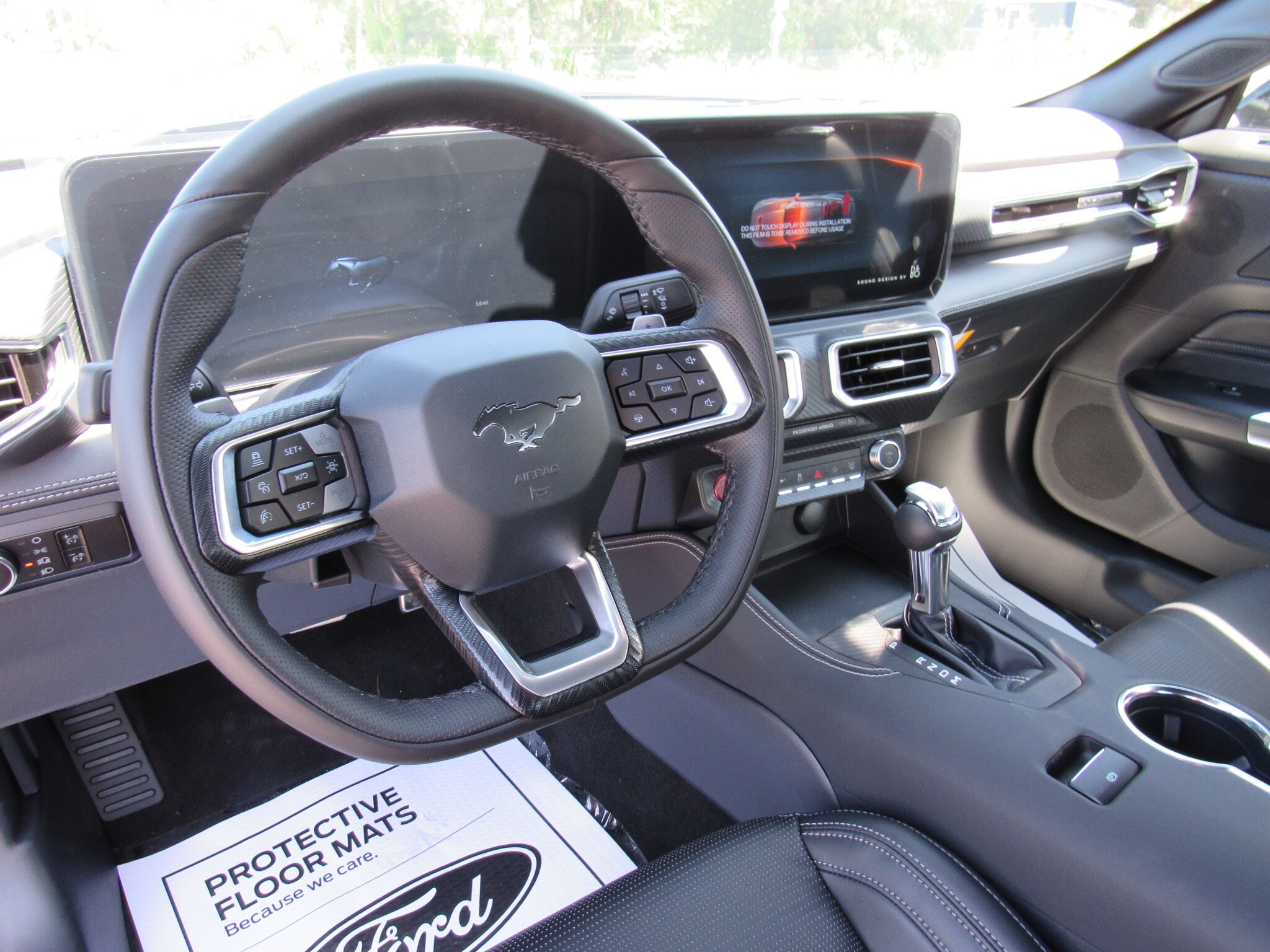 2025 Ford Mustang GT Premium Convertible photo 4