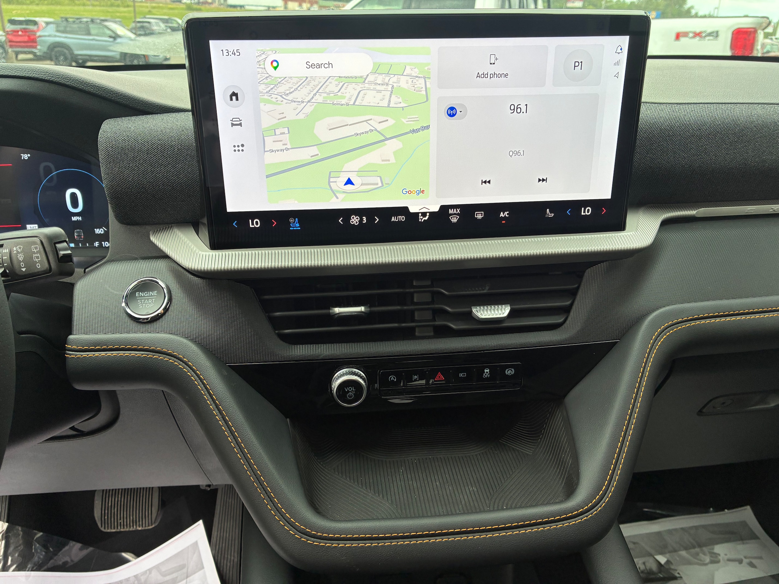 2026 Ford Explorer Tremor - Photo 26