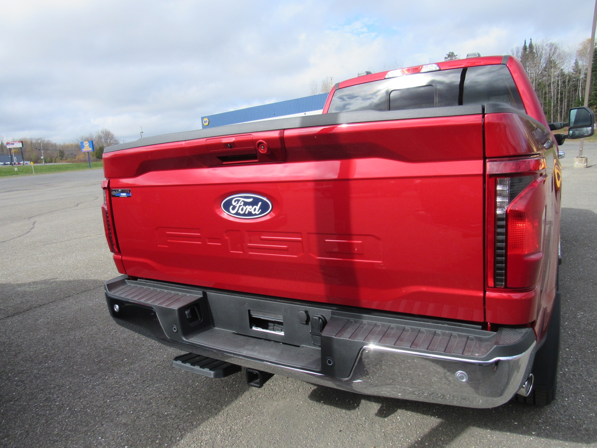2025 Ford F-150 XLT - Photo 7