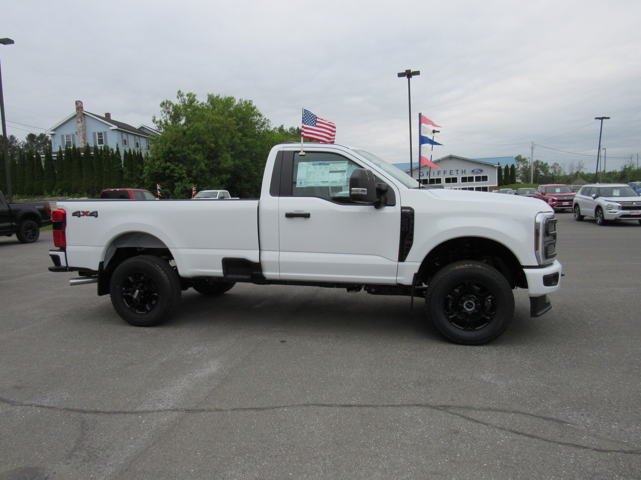 2025 Ford F-250 XL photo 3