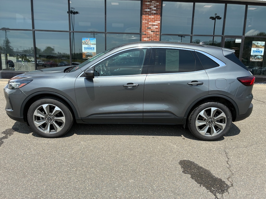 Used 2025 Ford Escape Platinum SUV