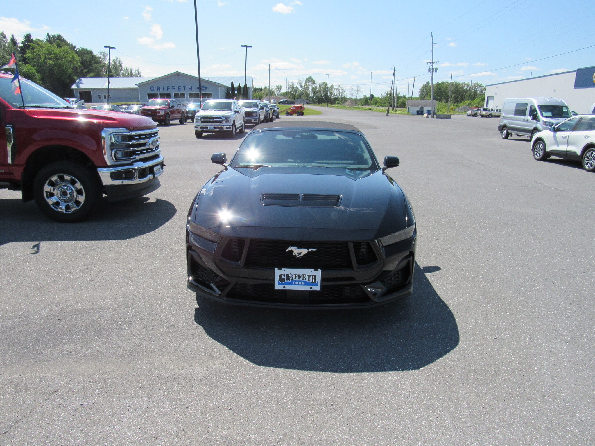 2025 Ford Mustang GT Premium Convertible photo 2
