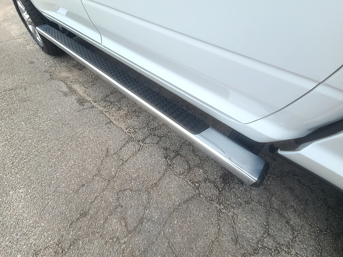 2026 Ram 2500 BIG HORN CREW CAB 4X4 6'4 BOX Bright White at Griffin CDJR