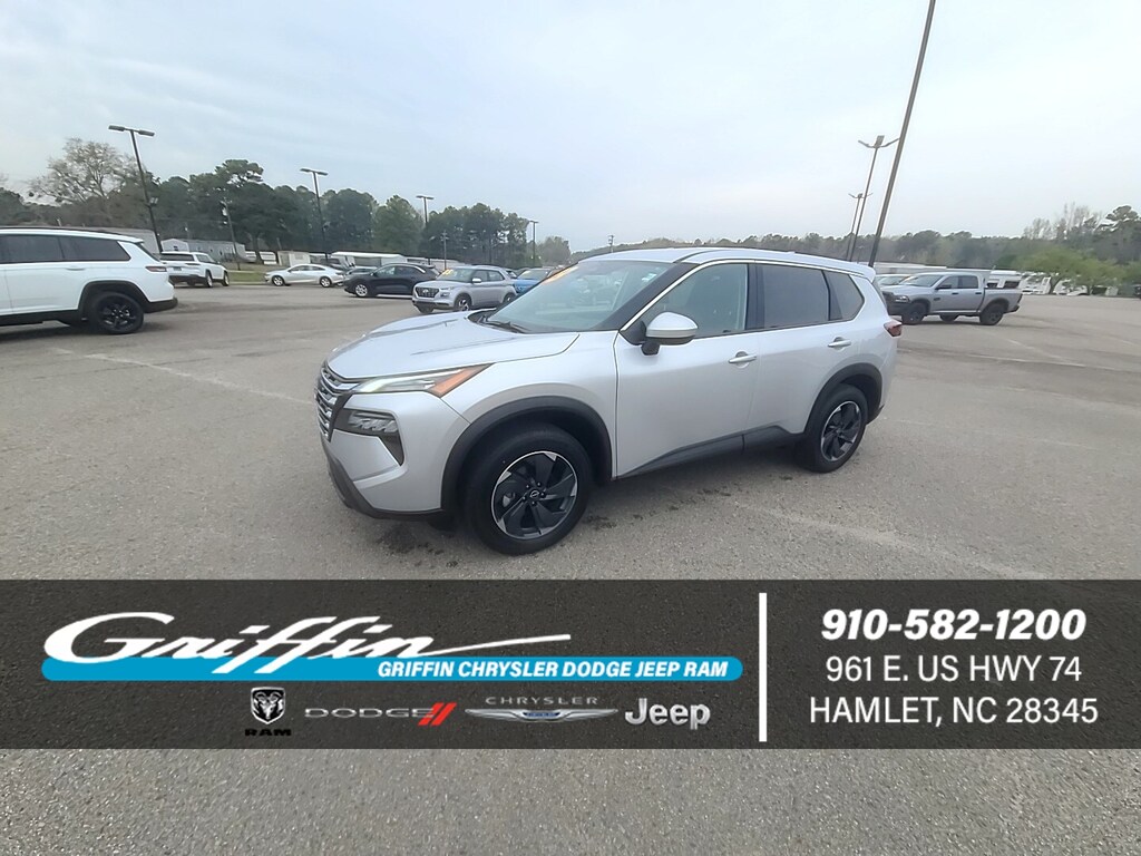 Used 2025 Nissan Rogue SV Sport Utility