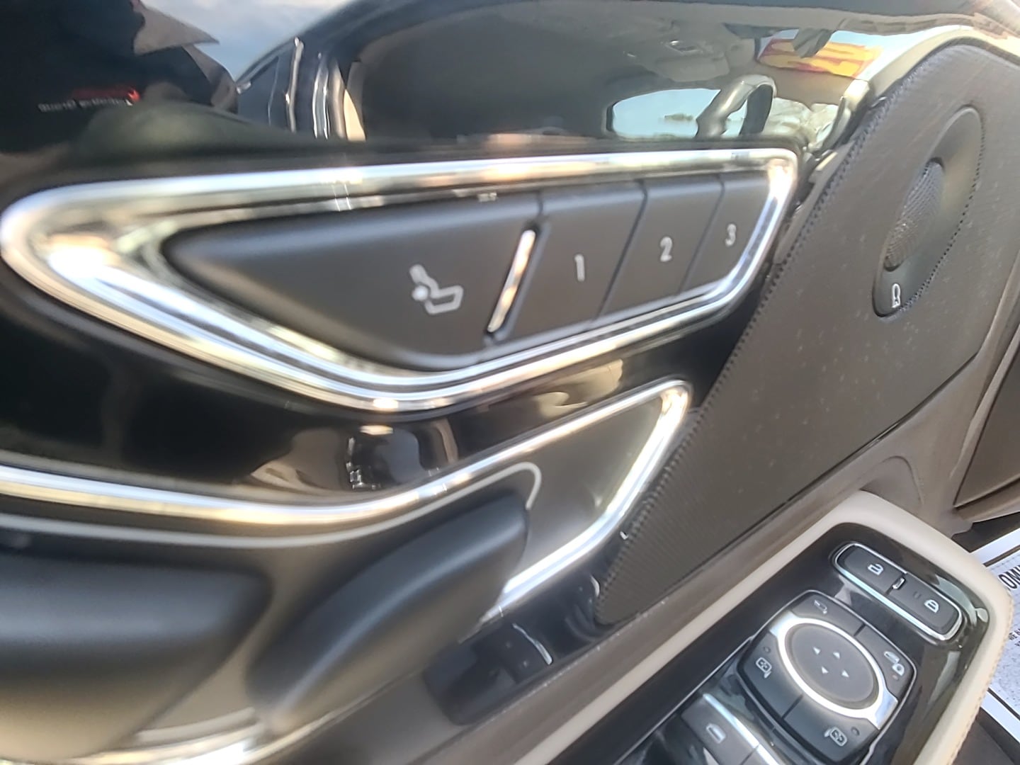 2020 Lincoln Aviator Reserve Blue at Griffin Nissan
