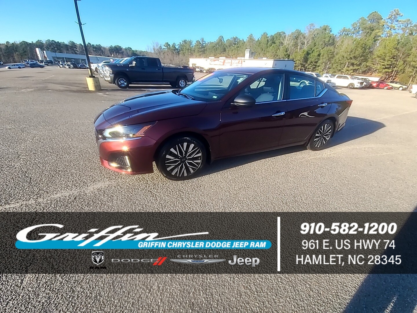 2024 Nissan Altima SV's photo