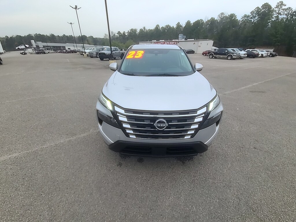 Used 2025 Nissan Rogue SV Sport Utility