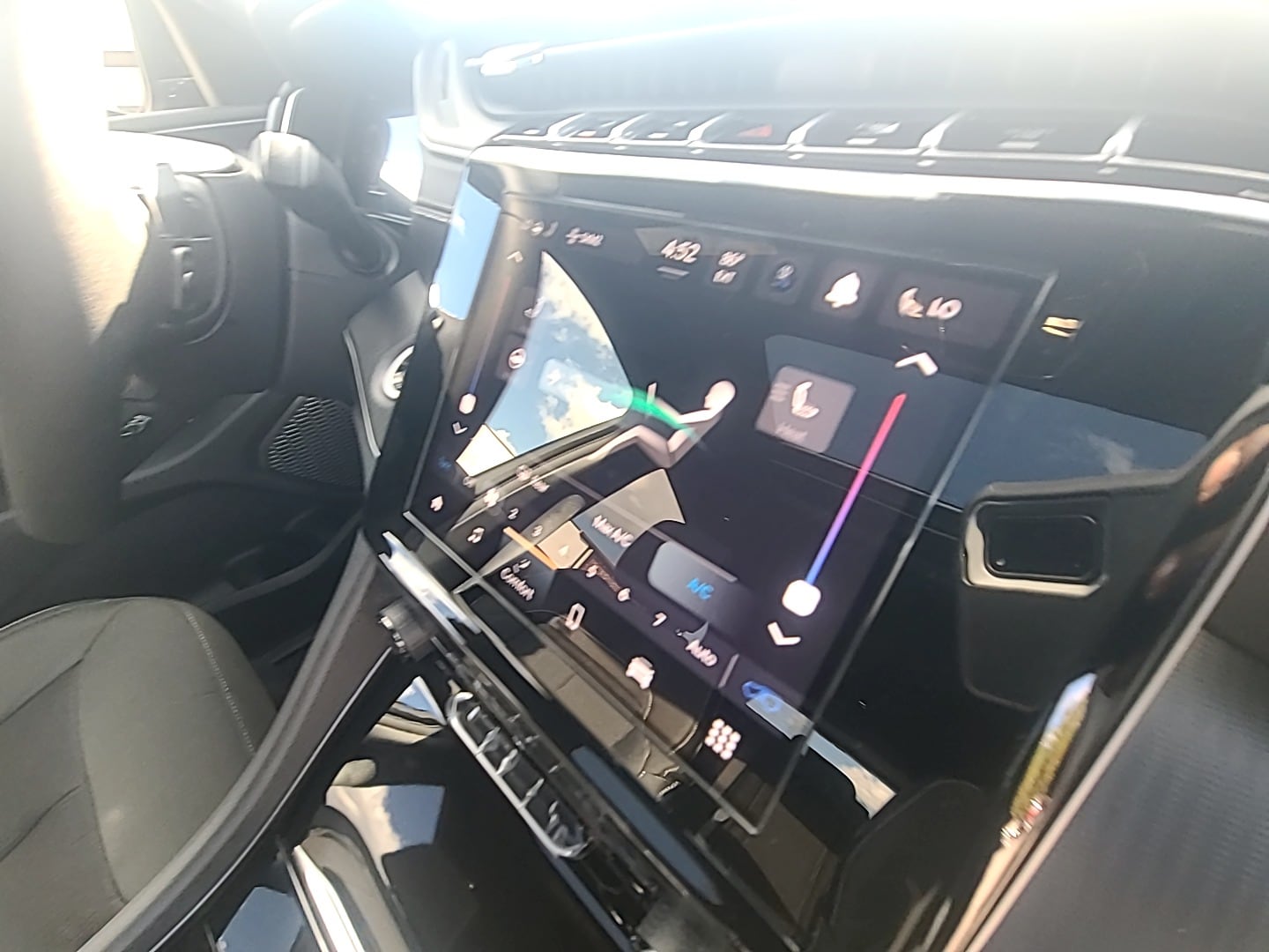 2025 Jeep Grand Cherokee LAREDO X 4X4 - 11