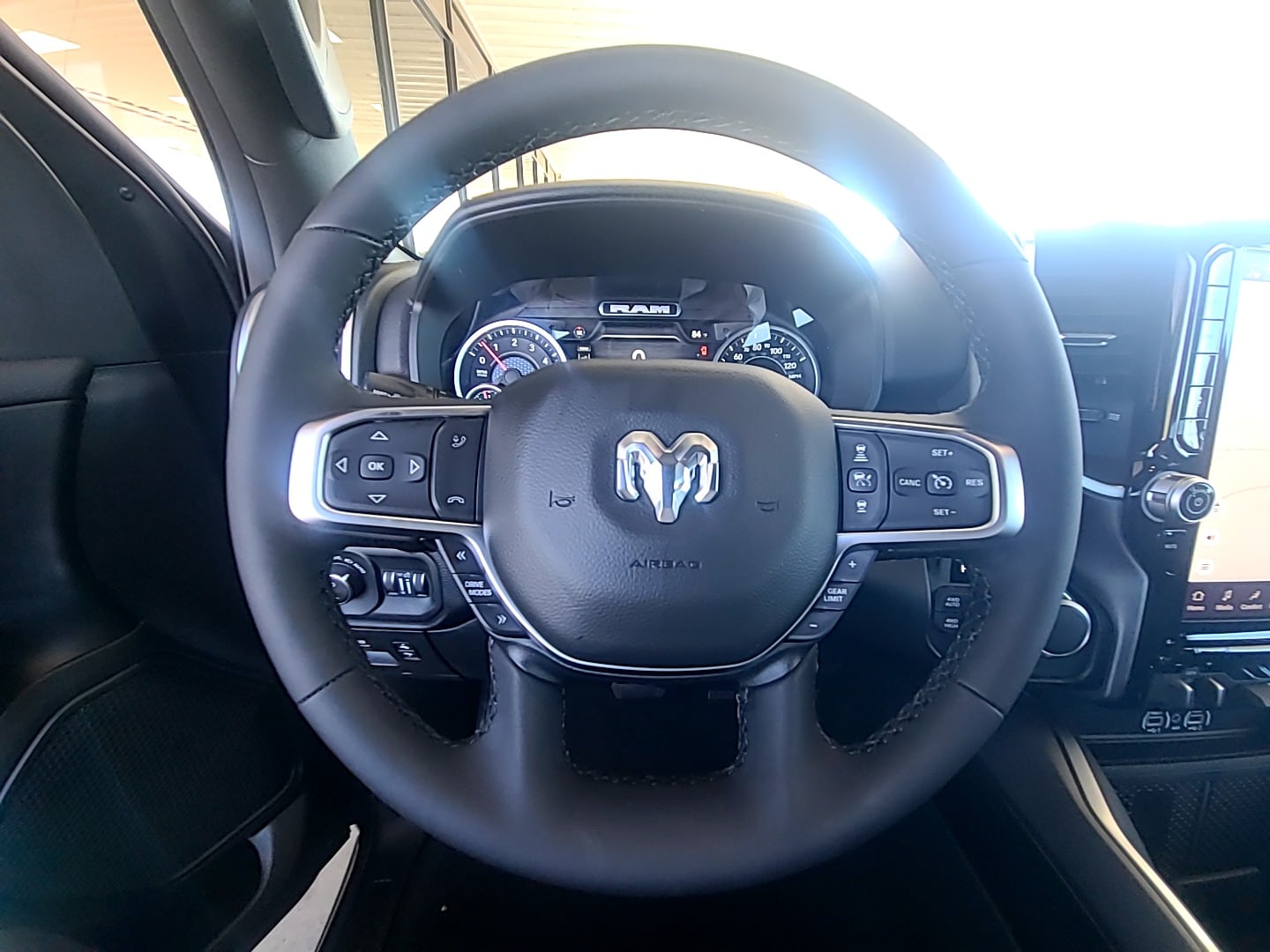 2026 Ram 1500 BIG HORN CREW CAB 4X4 5'7 BOX Granite Crystal at Griffin CDJR