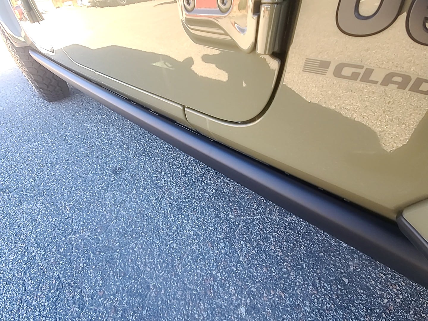 2026 Jeep Gladiator WILLYS 4X4 - 4