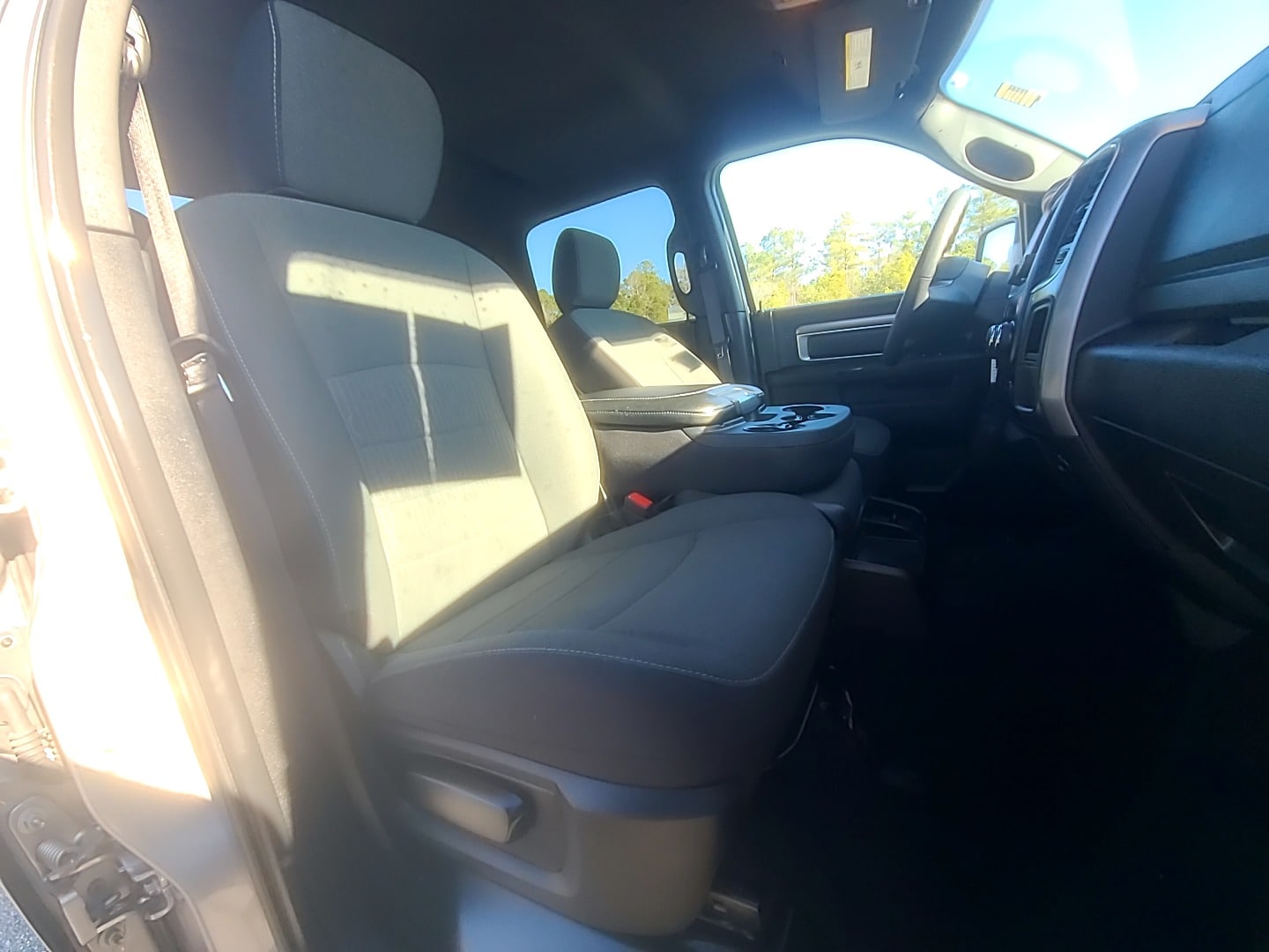 2024 Ram 1500 Classic Warlock - 6