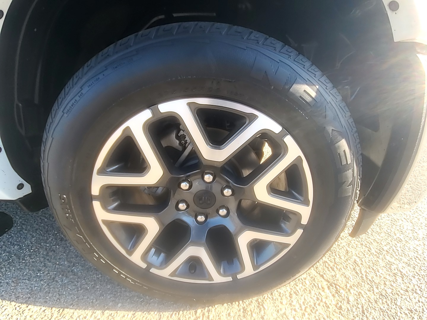 2025 Ram 1500 Laramie - 3