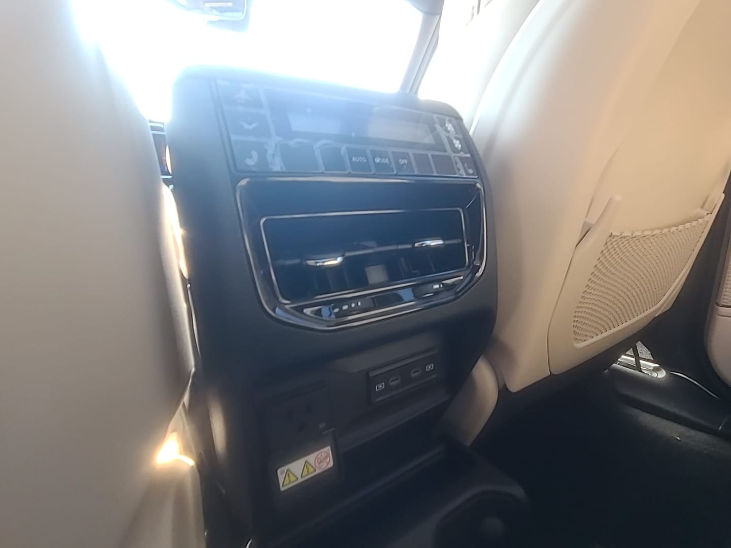2026 Jeep Grand Cherokee L LIMITED 4X2 Bright White at Griffin CDJR