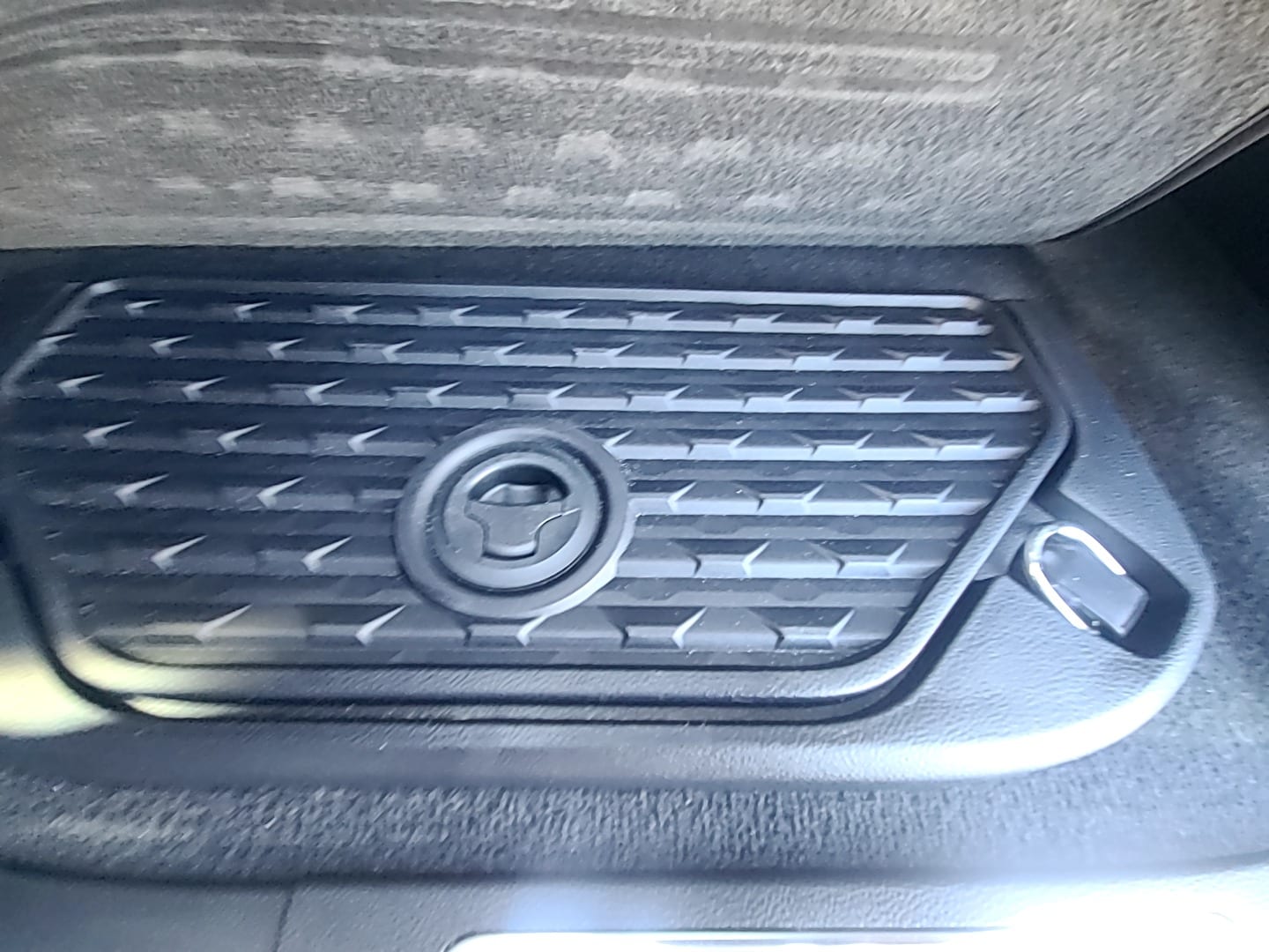 2025 Ram 1500 Tungsten Ivory White Tri-Coat Pearlcoat at Ravenel Ford